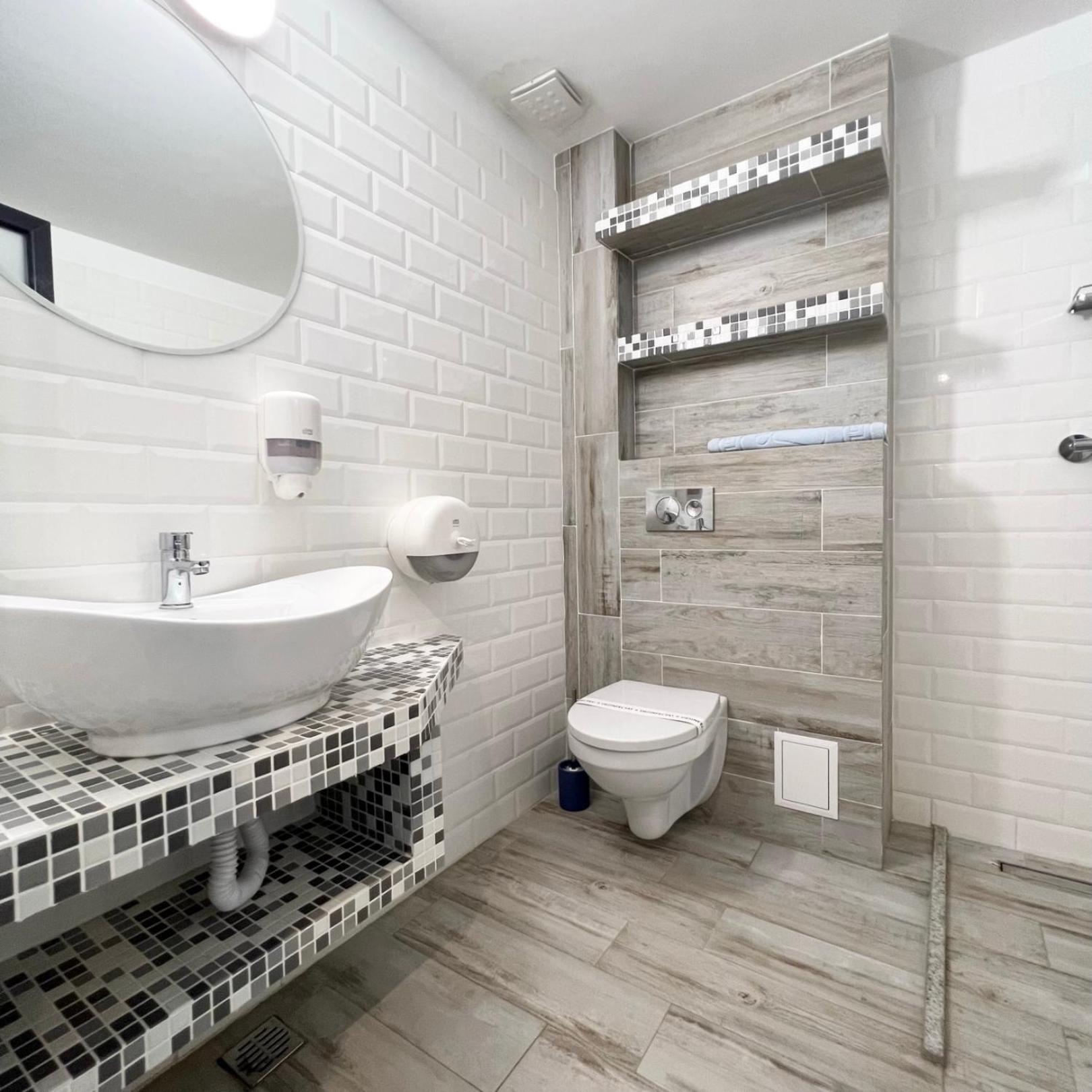 Casa Micle Hotel Craiova Ngoại thất bức ảnh